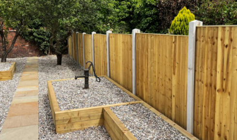 garden fence installers